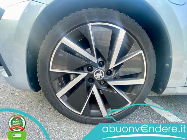 SKODA Octavia iV 1.4 TSI Plug-In Hybrid DSG Wagon Executive