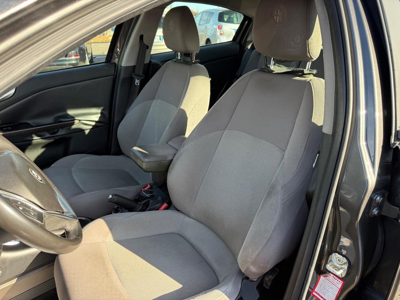 Alfa Romeo Giulietta 1.6 JTDm-2 105 CV Exclusive