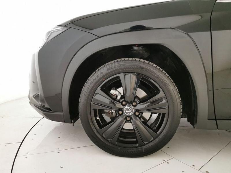 Lexus UX 250h 2.0 Midnight 2wd cvt