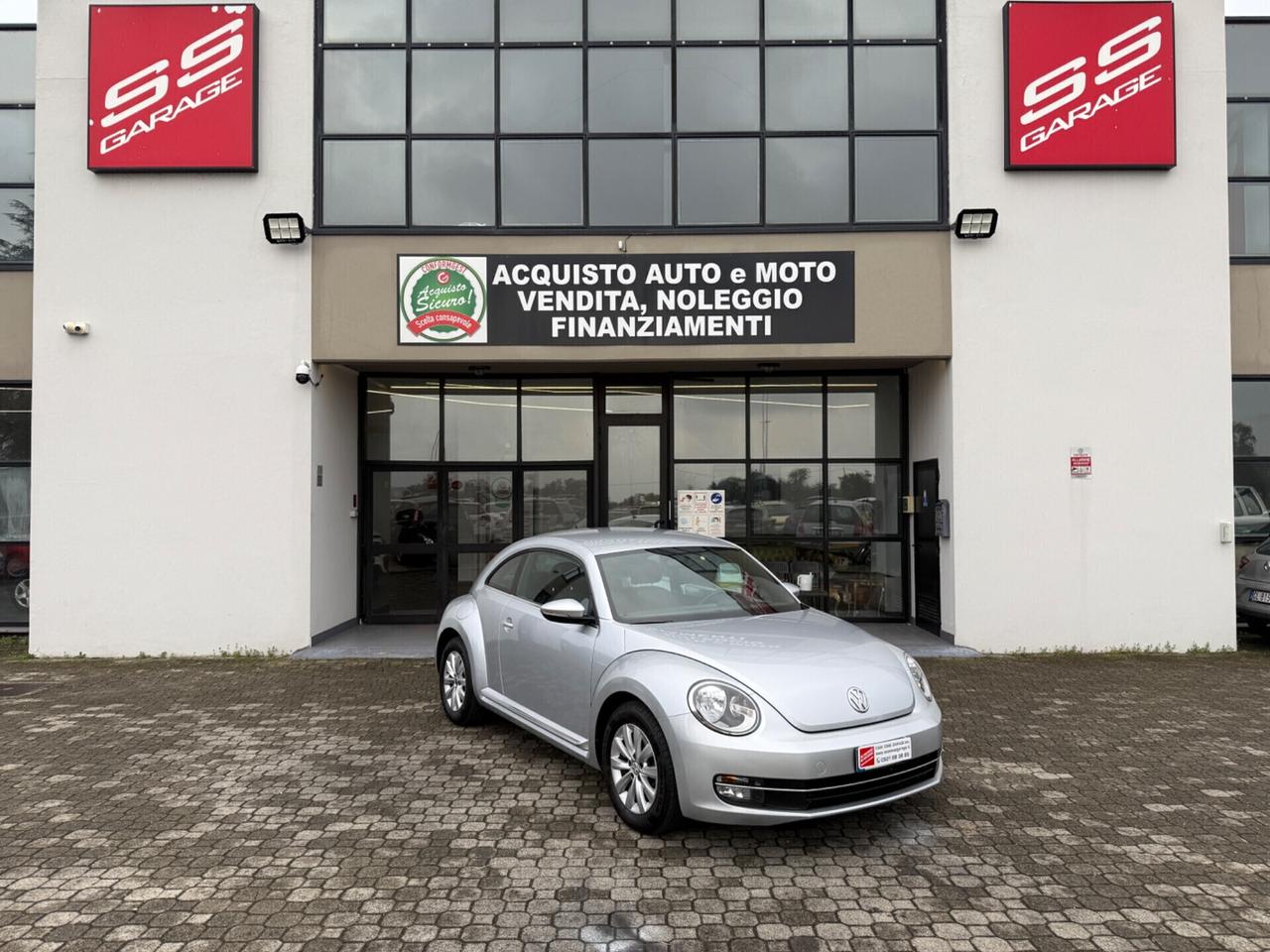 Volkswagen Maggiolino 1.6 tdi|UNIPRO|NEOPATENTATI