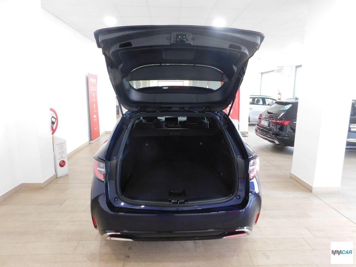 SUZUKI - Swace - 1.8 Hybrid E-CVT 2WD Top