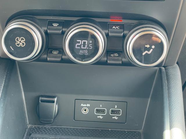 RENAULT Captur Plug-in Hybrid E-Tech 160 CV Initiale Paris