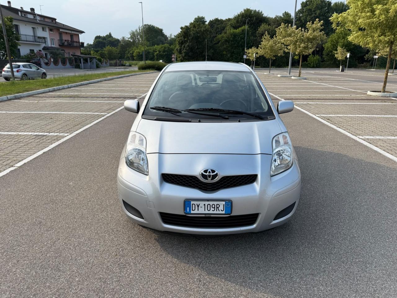 Toyota Yaris 1.3 5 porte M-MT Automatik*Neopatentati