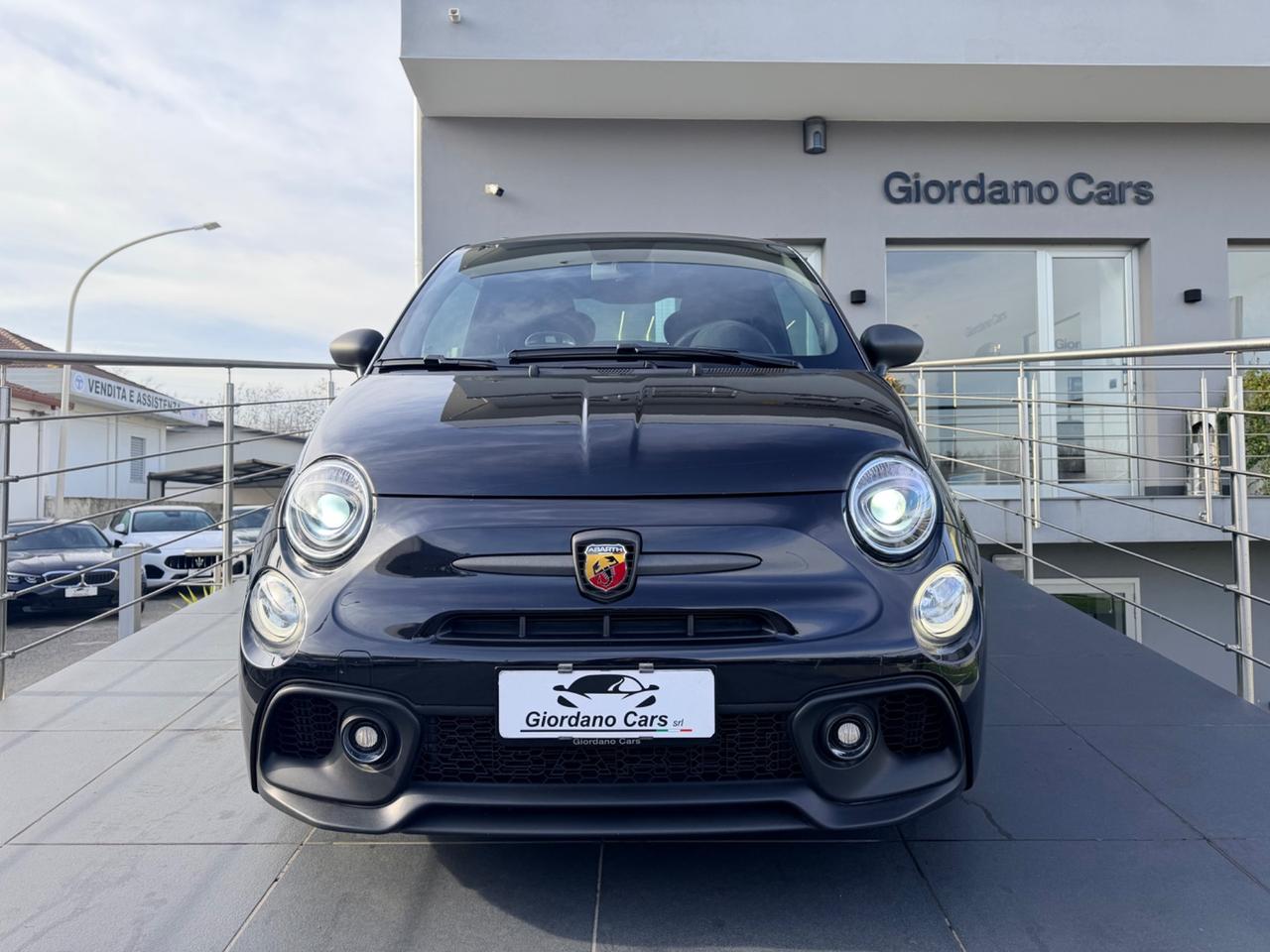Abarth 595 1.4 Turbo T-Jet 165 CV black edition