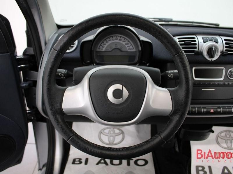 smart fortwo fortwo 1000 52 kW MHD coupé passion