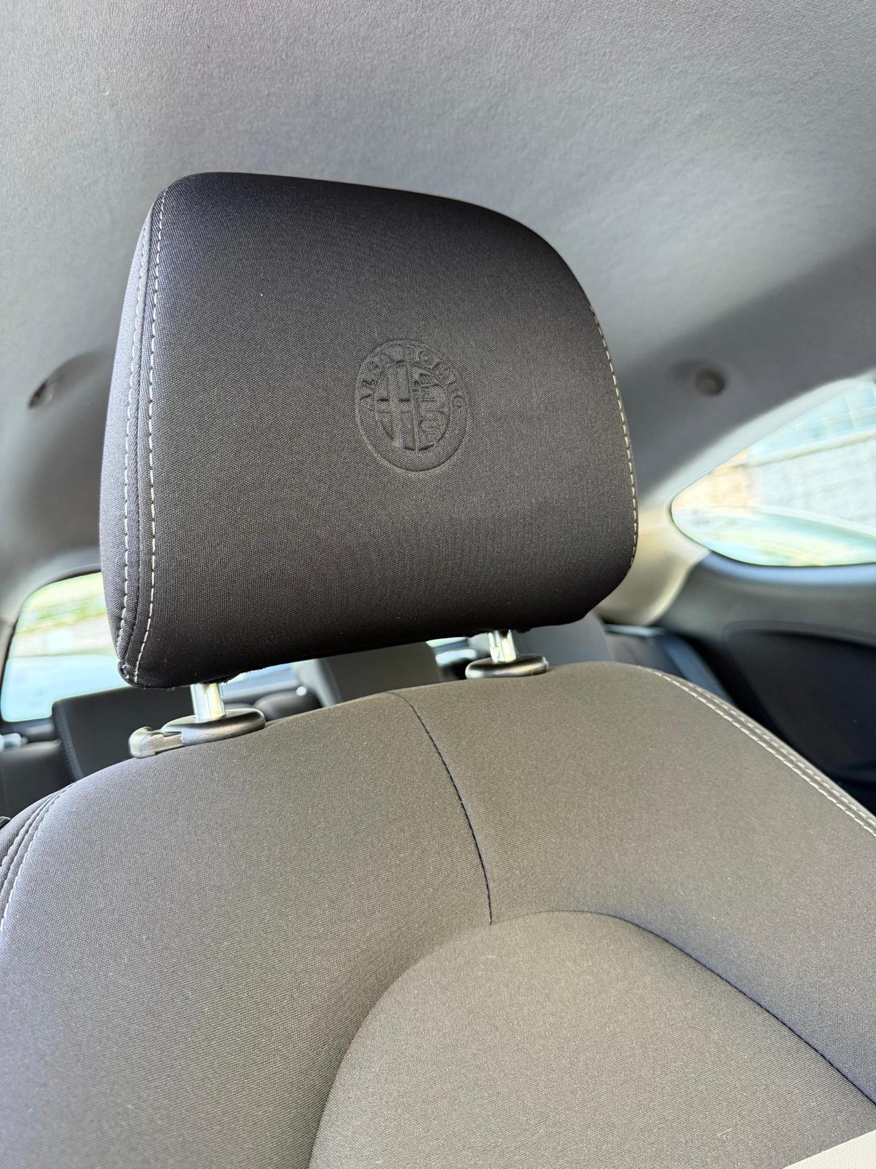 Alfa Romeo MiTo 1.3 JTDm 85 CV Distinctive