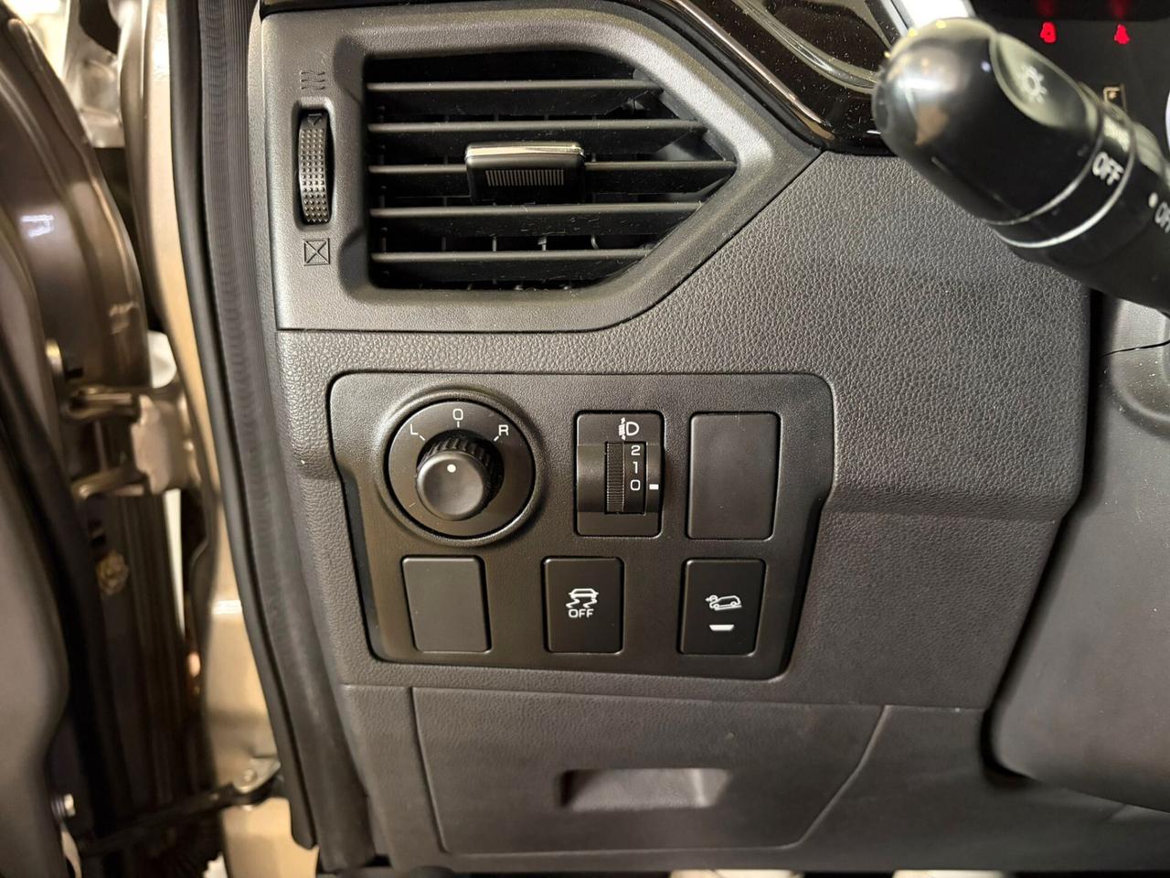 Mahindra KUV100 1.2 VVT K8