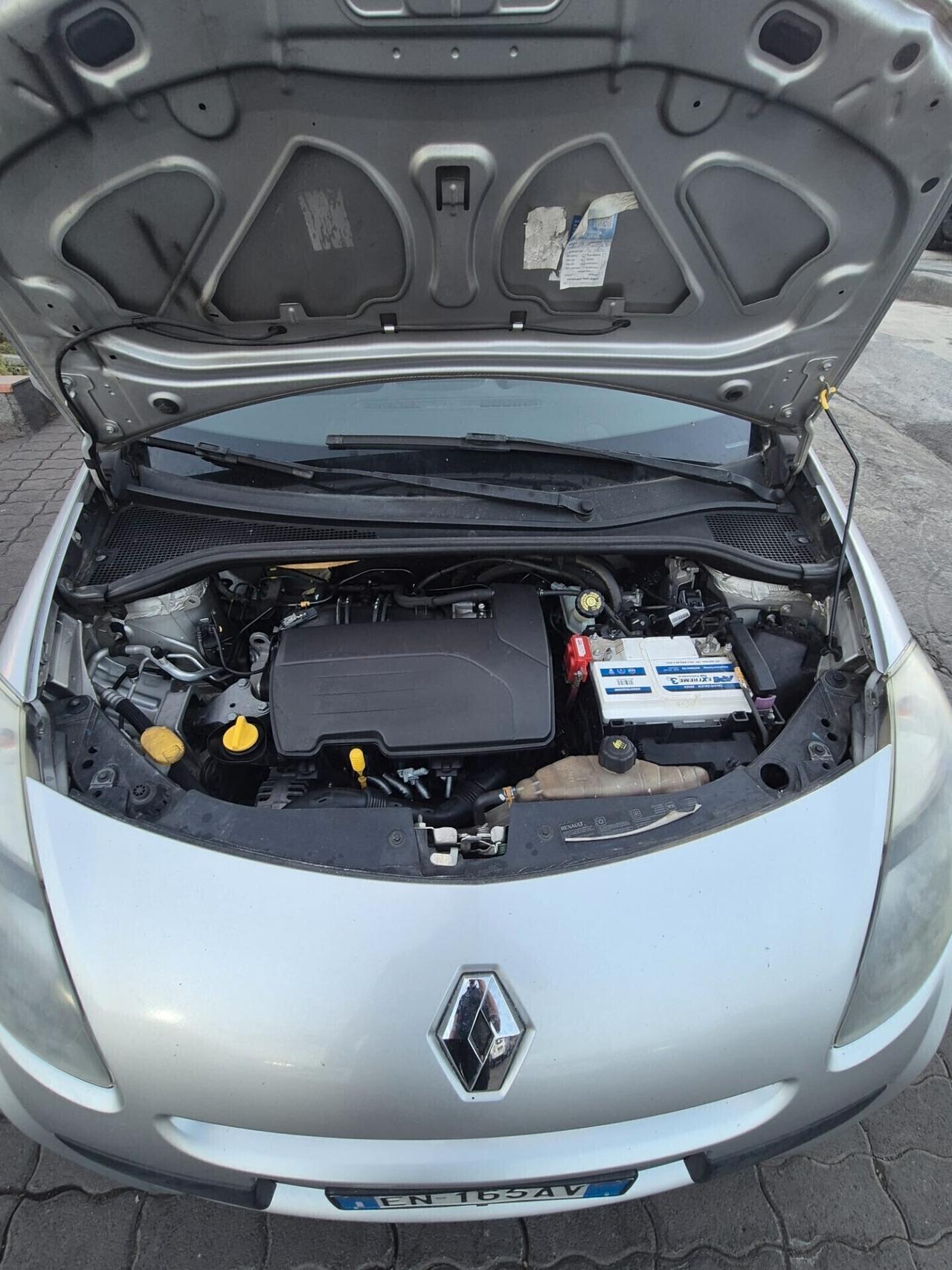 Renault Clio 1.2 69 cv GPL yahoo