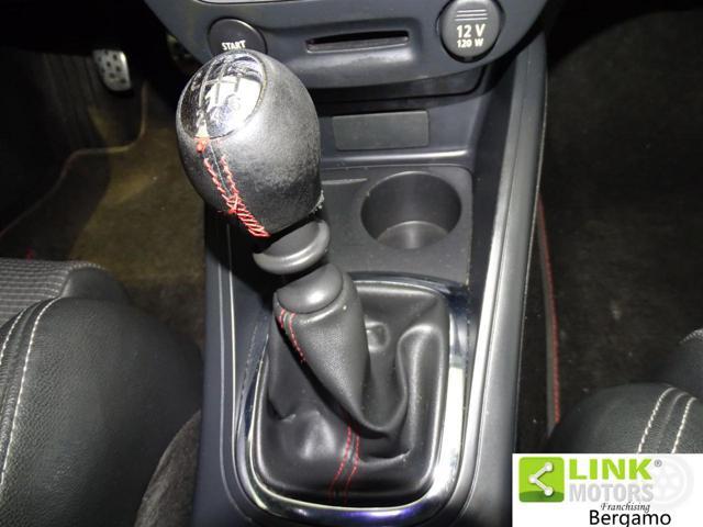 RENAULT Megane 1.2 TCe S&S Energy GT Line