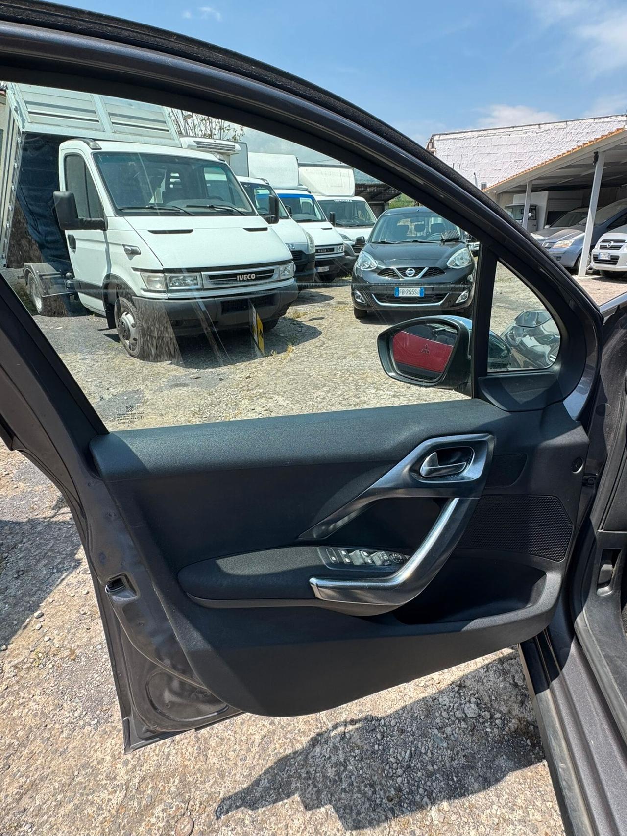 Peugeot 2008 1.6 e-HDi 92 CV Stop&Start Allure