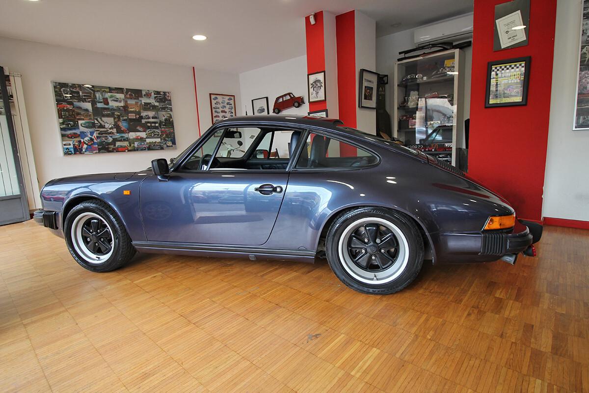 Porsche 911 Carrera 3.2 Coupé