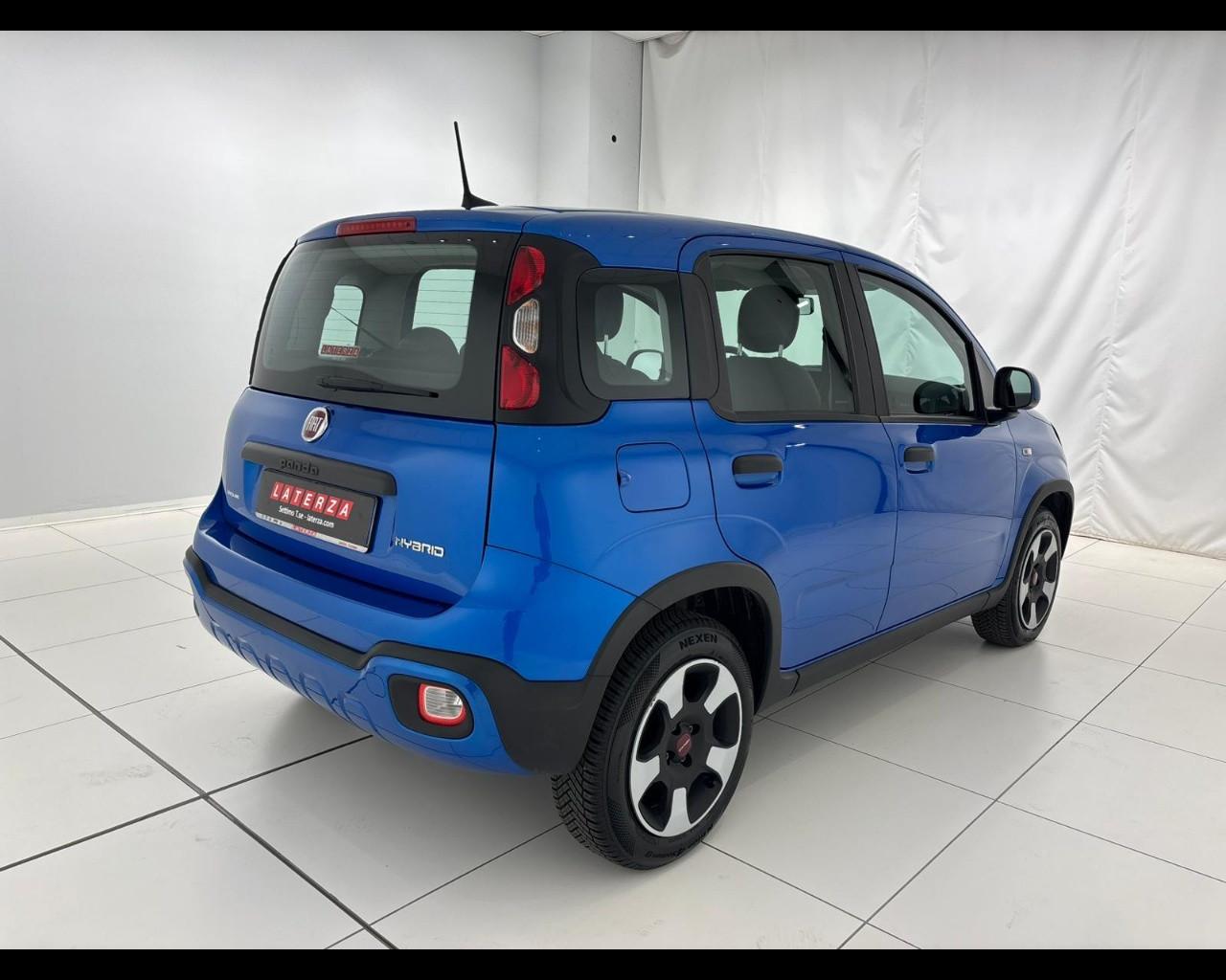 FIAT Panda 1.0 firefly hybrid City Cross s&s 70cv 5p.ti