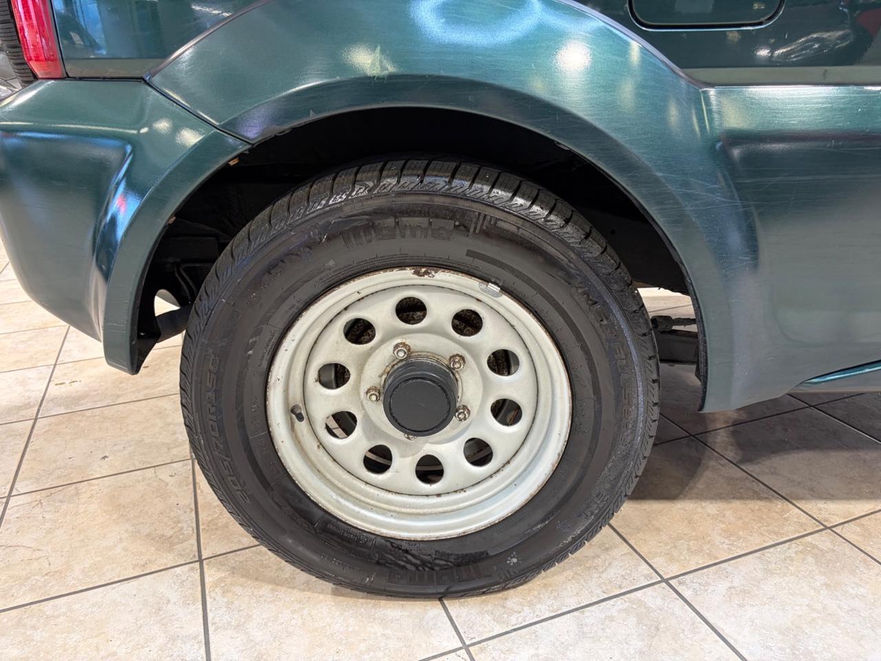 Suzuki Jimny 1.3i 16V cat 4WD JLX GANCIO TRAINO