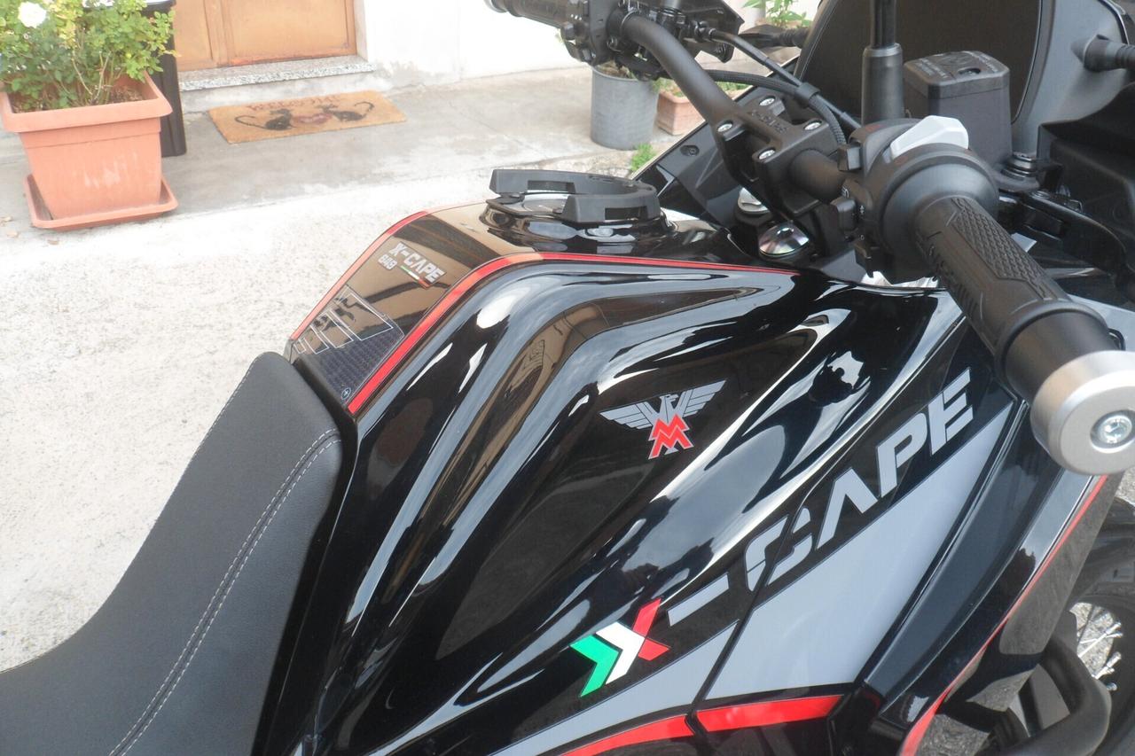 Moto Morini X-Cape 649 adventouring