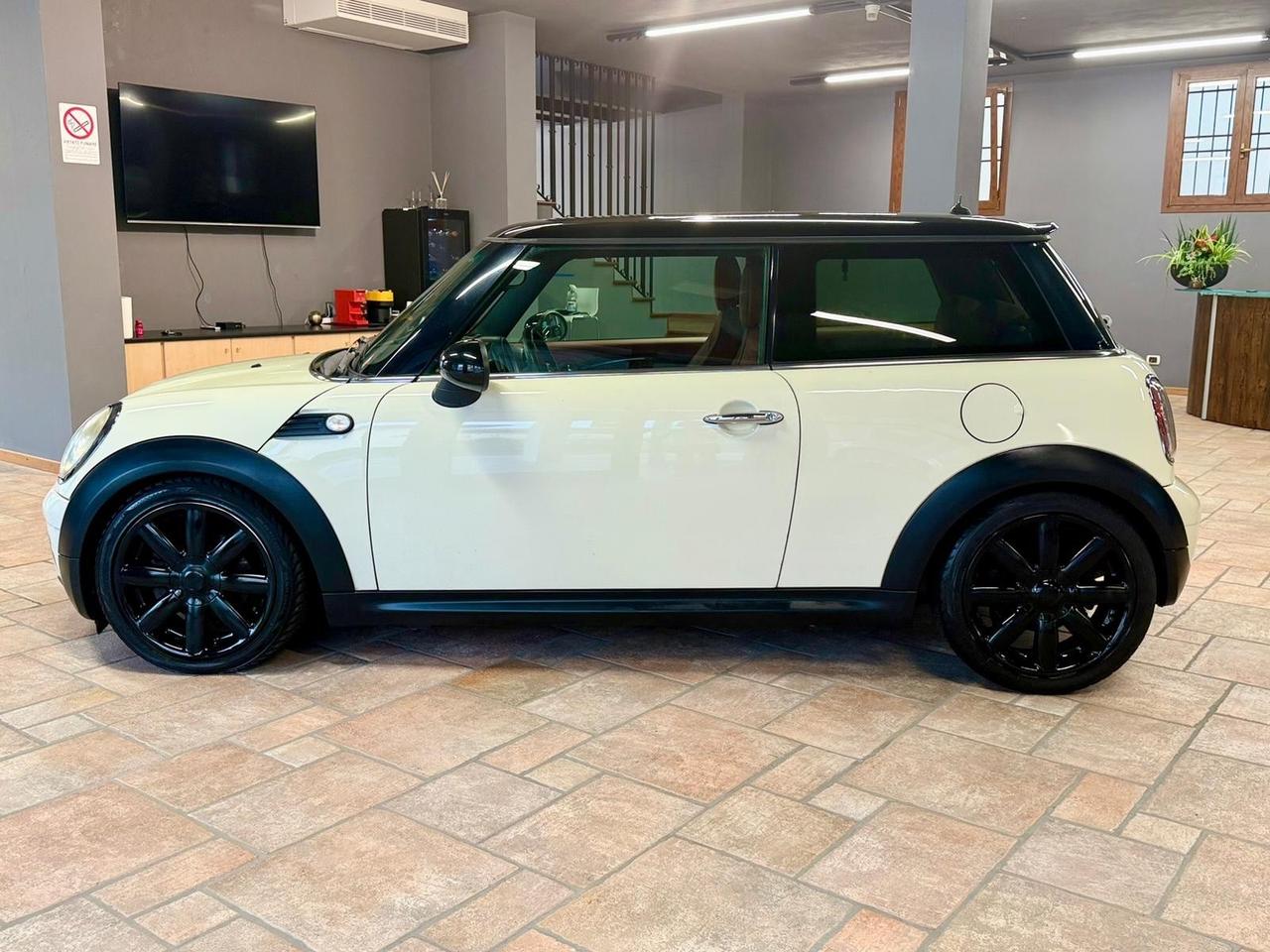 Mini 1.6 16V Cooper D