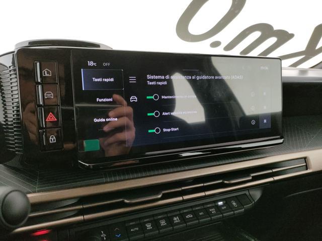 LANCIA Ypsilon Hybrid e-DCT