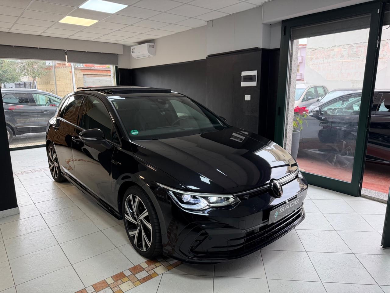 Volkswagen Golf 2.0 TDI 150 CV DSG SCR R-Line