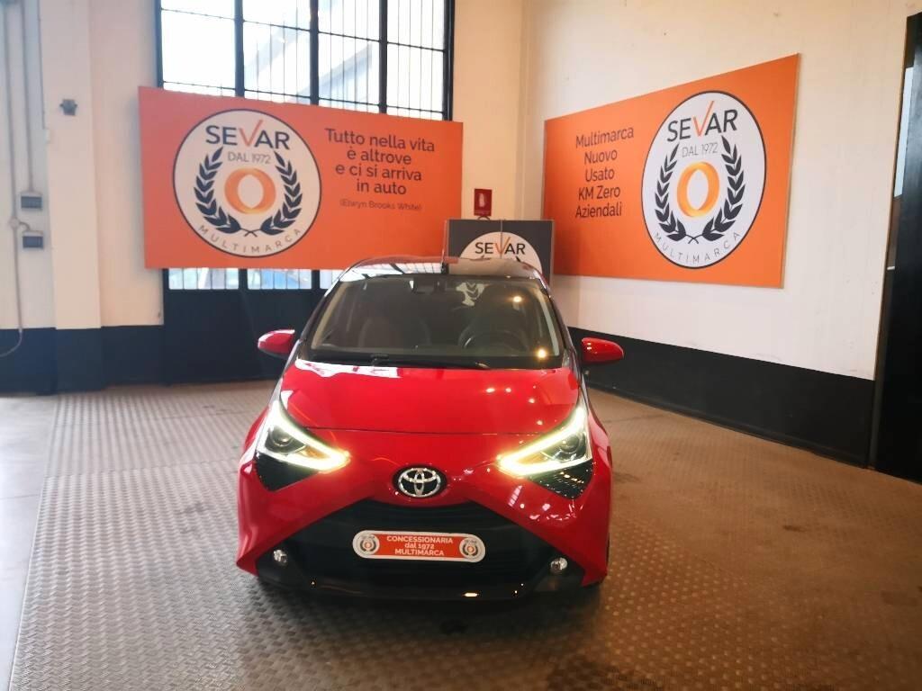 Toyota Aygo Connect 1.0 VVT-i 72 CV 5 porte x-play