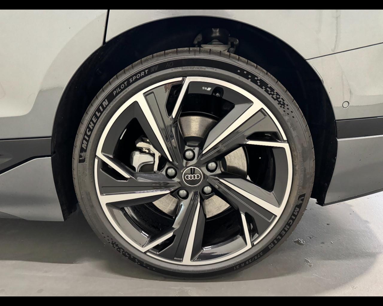 AUDI A6 SPORTBACK E-TRON PERFORMANCE S LINE EDITION