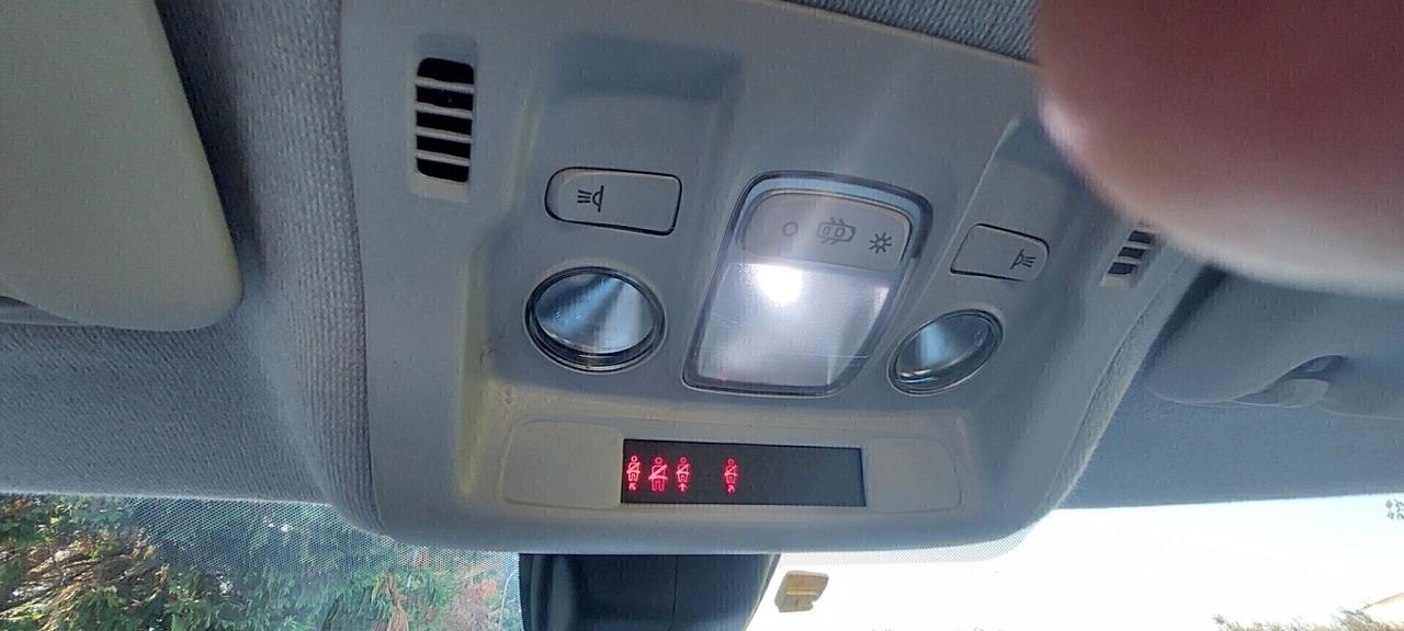 C3 MOD.SHINE 1,2 BENZINA/GPL DI SERIE CASA MADRE NAVIGATORE TELEFONO SENSORI STRAFULL OPTIONAL