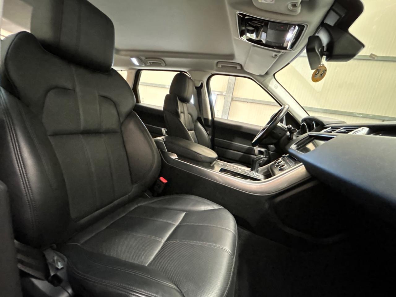 Land Rover Range Sport 3.0 TDV6 SE