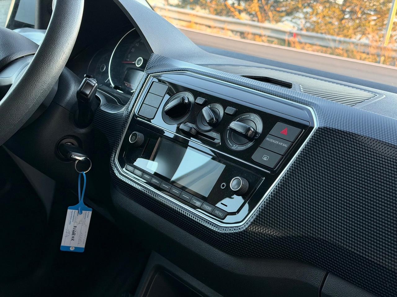 Volkswagen up! 1.0 75 CV 5p. NEOPATENTATI