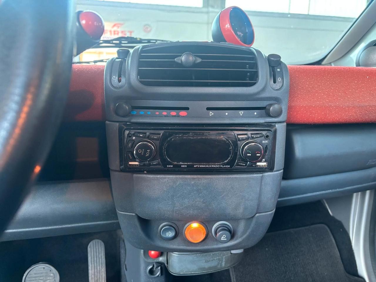 Smart ForTwo 700 coupé pure (45 kW)