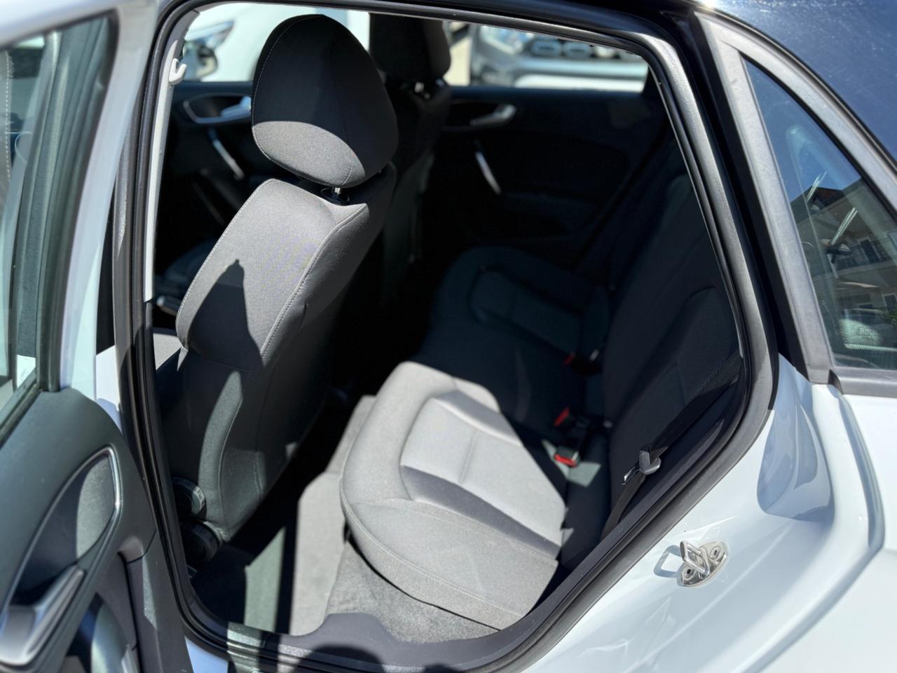 Audi A1 SPB 1.6 TDI S tronic Ambition F1