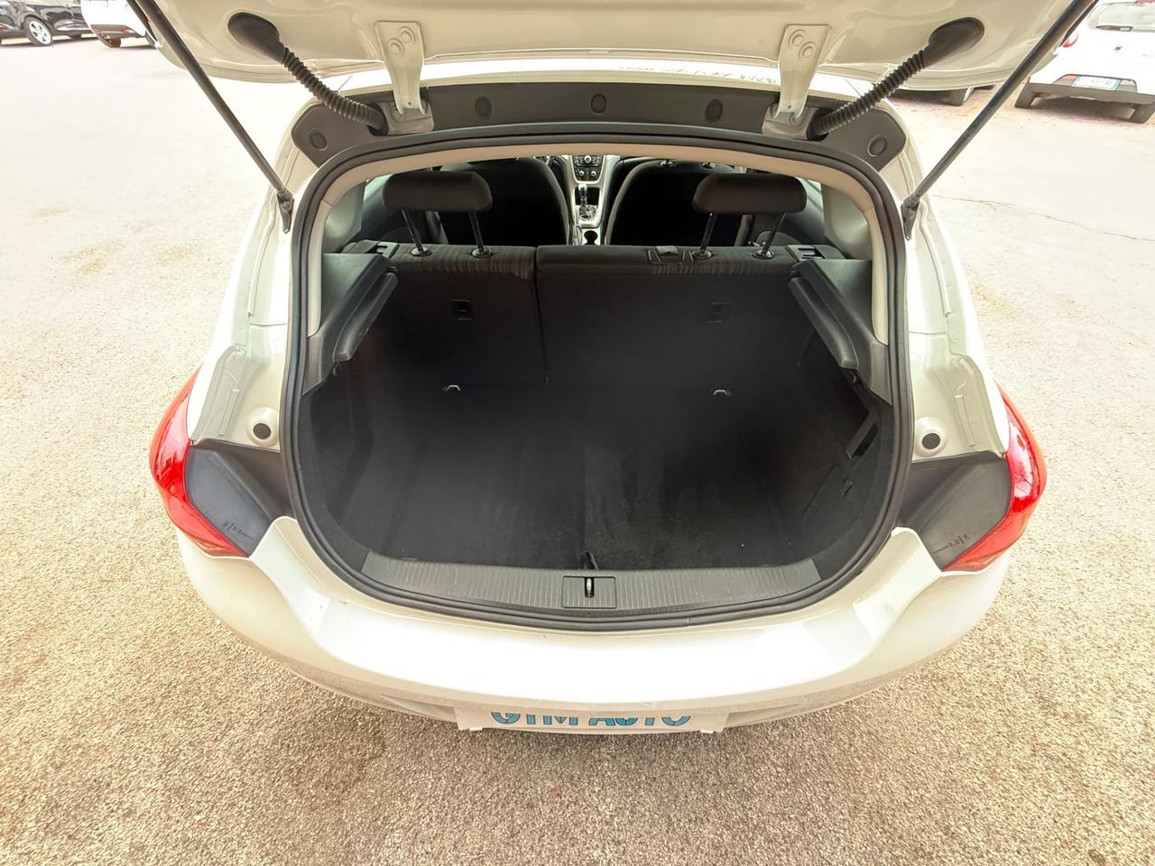 Opel Astra 1.4 100CV 5 porte Elective