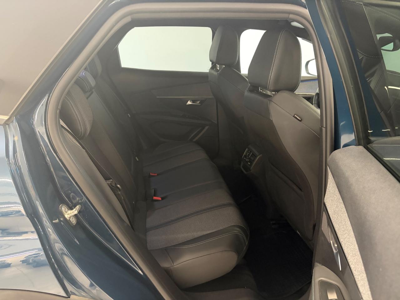Peugeot 3008 BlueHDi 130 S&S EAT8 Allure Pack Pari al nuovo
