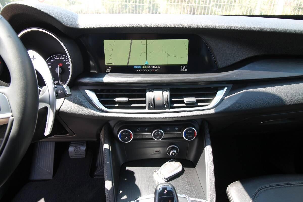 Alfa Romeo Stelvio td 210 AT8 Q4 B-Tech|12.2019