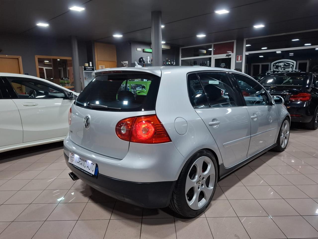 Volkswagen Golf 2.0 16V TFSI GTI