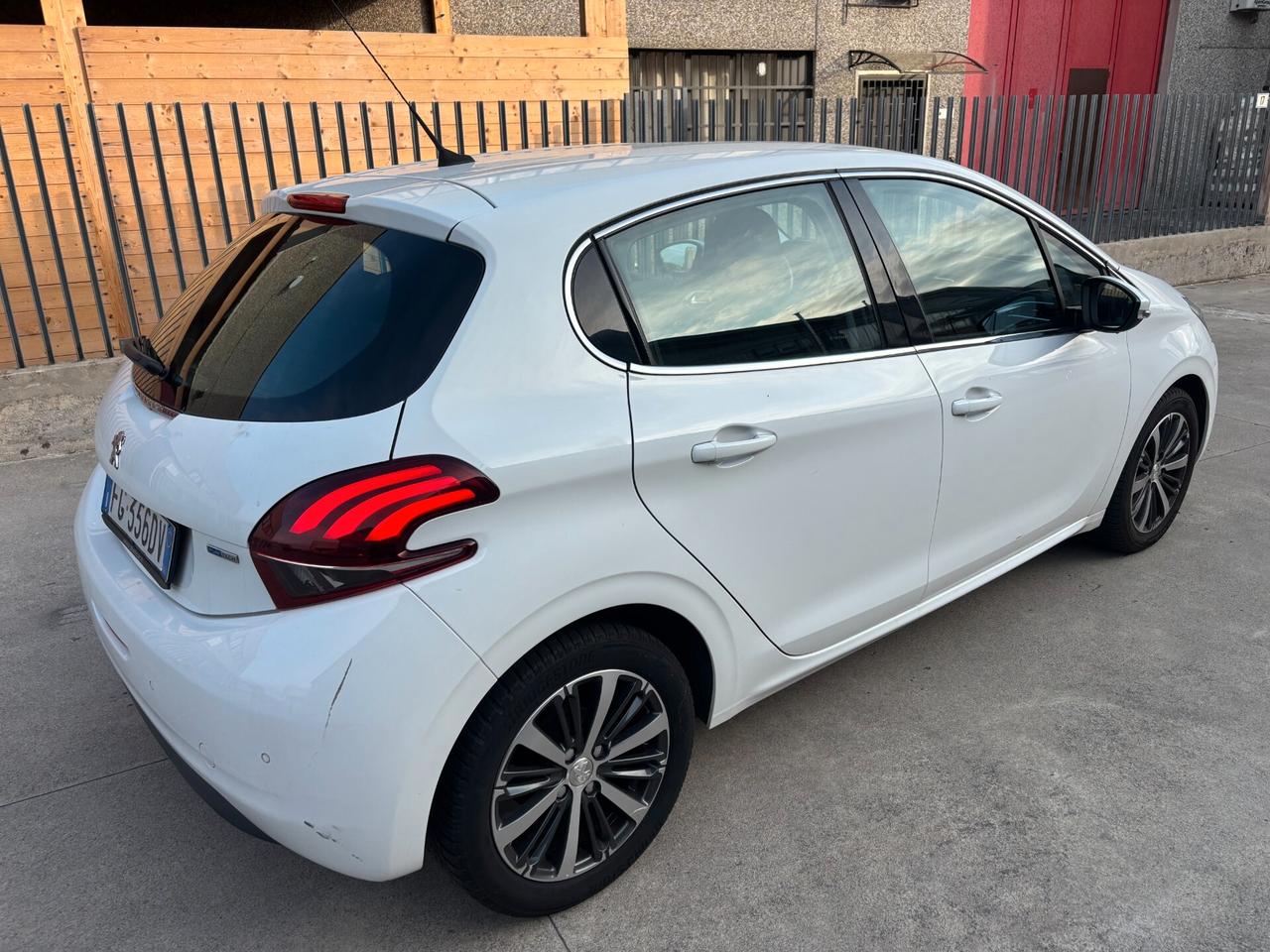 Peugeot 208 PureTech 68 5 porte Active