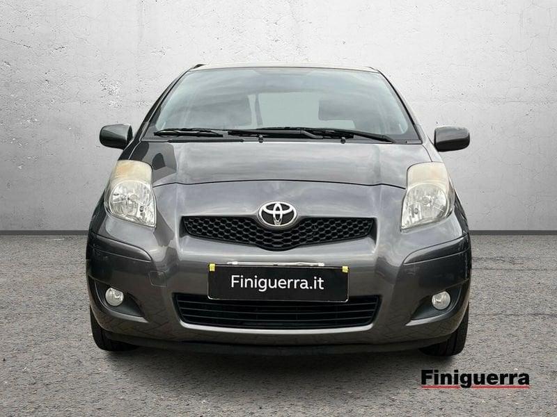 Toyota Yaris Yaris 3p 1.3 dual Sol