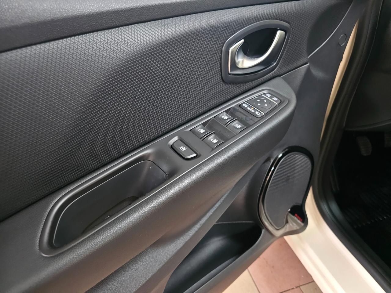 Renault Clio dCi 8V 110CV Start&Stop 5 porte Energy Intens