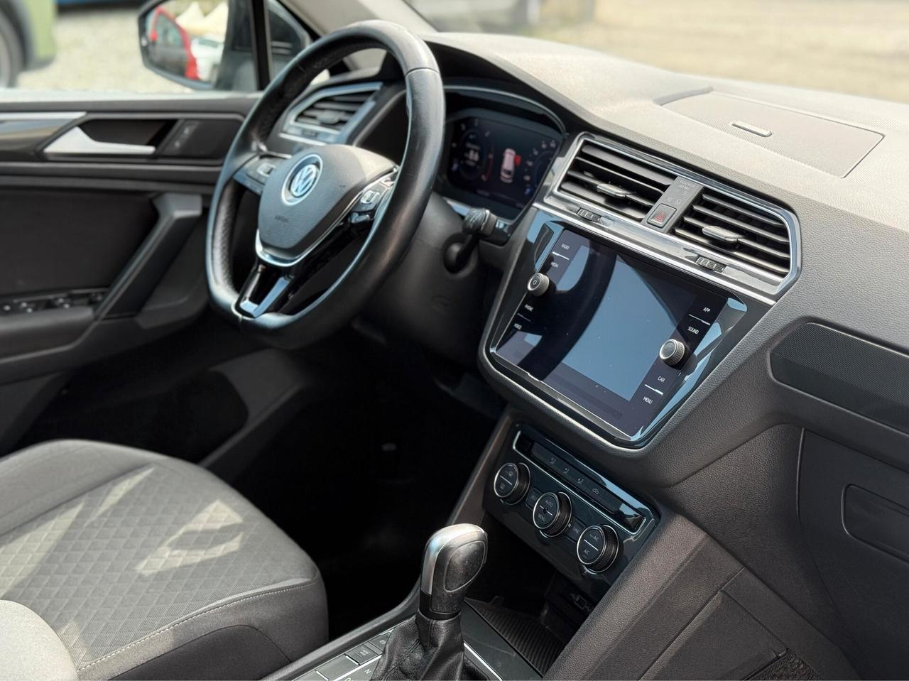 Volkswagen Tiguan 2.0 TDI 150 CV SCR DSG R-Line