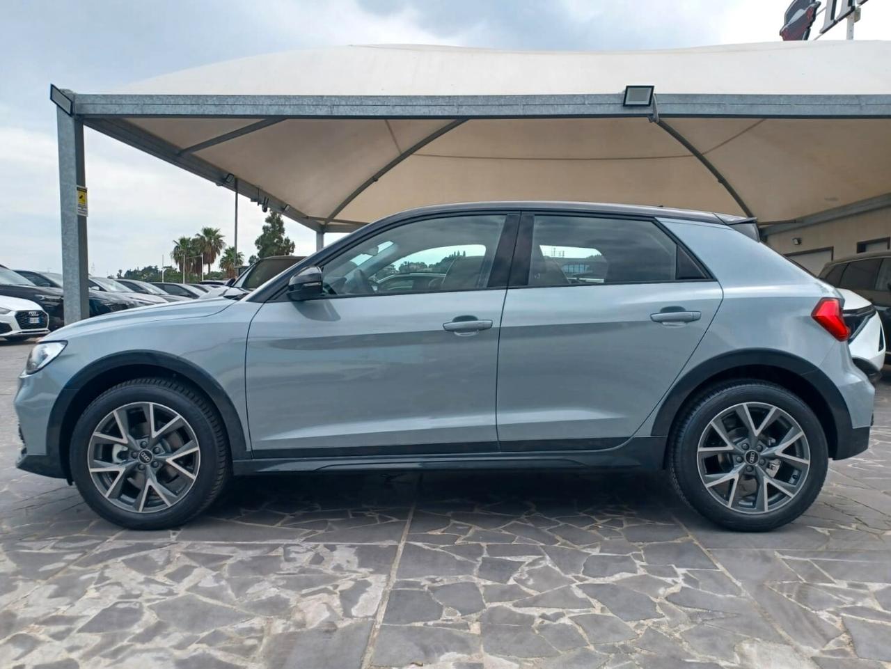 Audi A1 allstreet 30 TFSI S tronic Identity Contrast