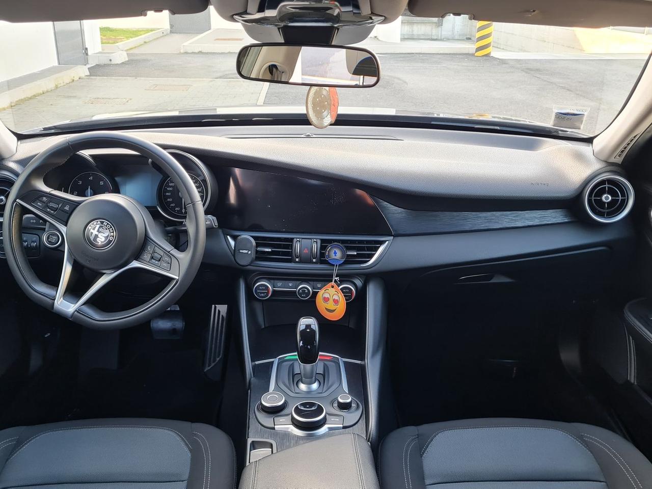 Alfa Romeo Giulia 2.2 Business #8718