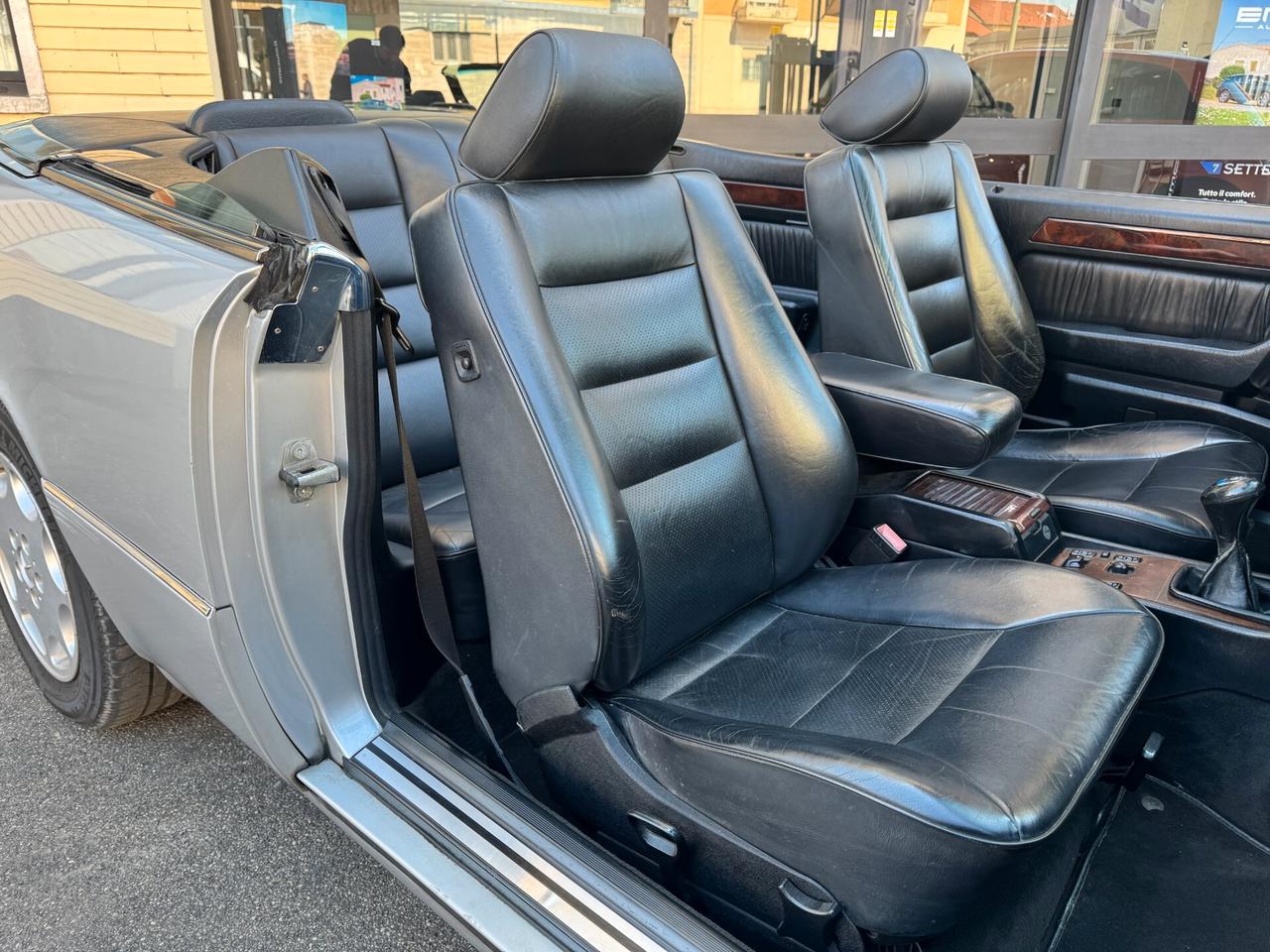 Mercedes-benz E-Series E 200 cabrio