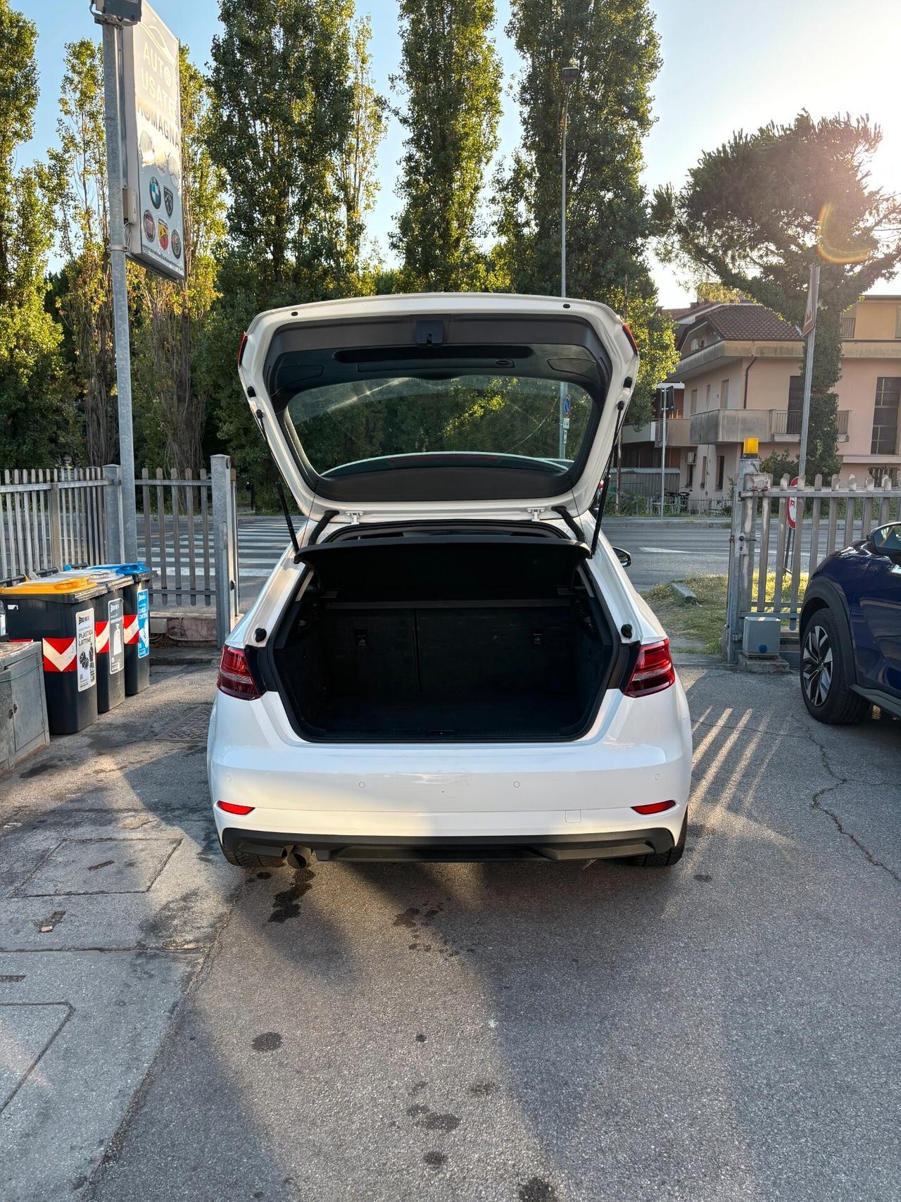 Audi A3 SPB 30 TDI S tronic Business NESSUN VINCOLO