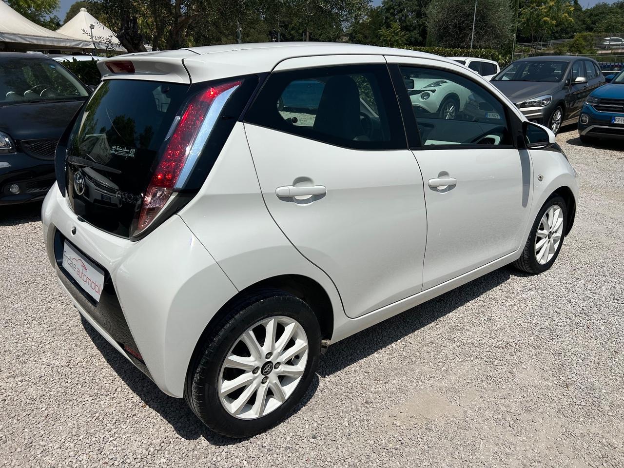 Toyota Aygo 1.0 *77000KM* X-WAVE FULL