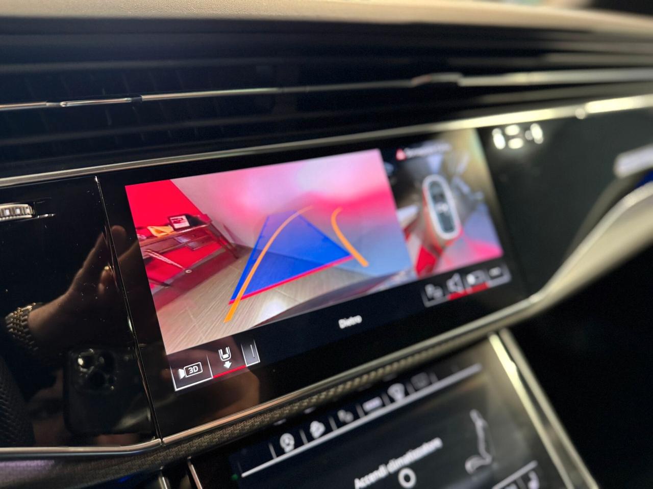 Audi RS Q8 quattro V8 tiptronic