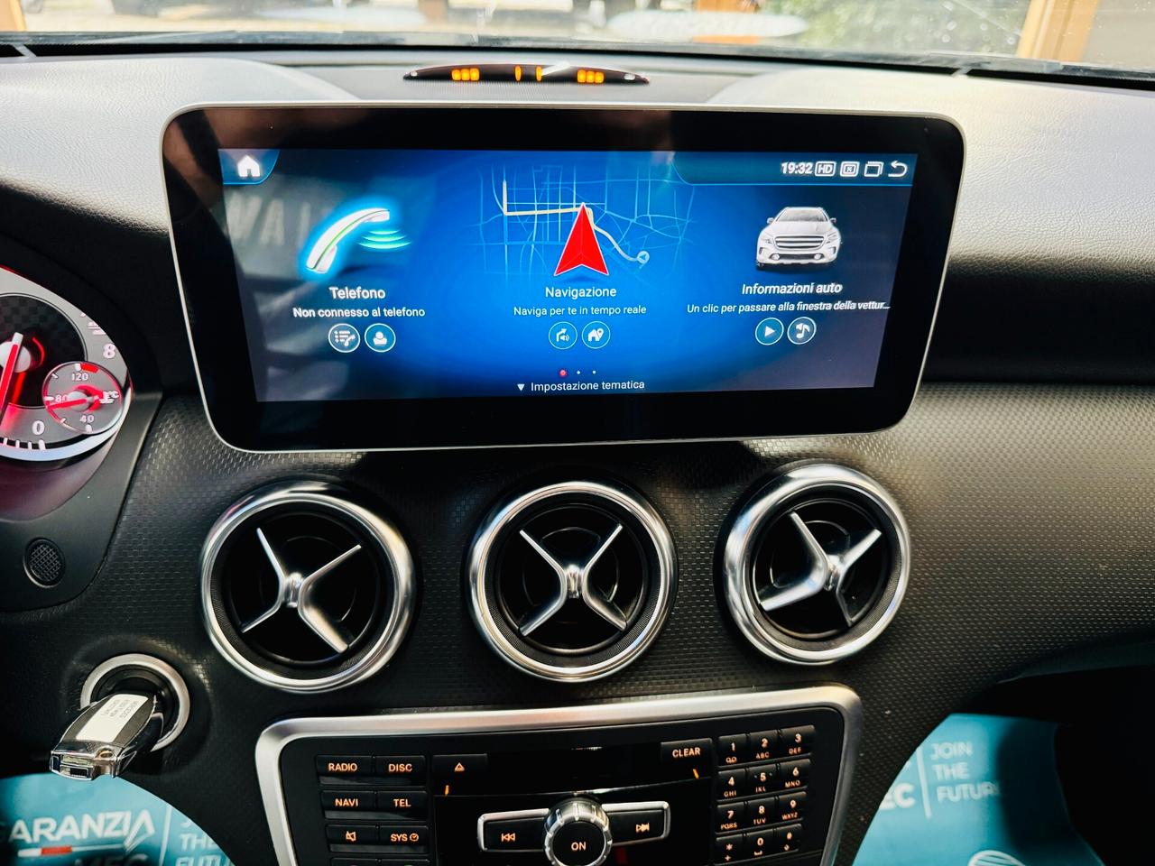 Mercedes-benz A 180 Sport 122Cv CarPlay / TouchScreen / Sedili Riscaldabili