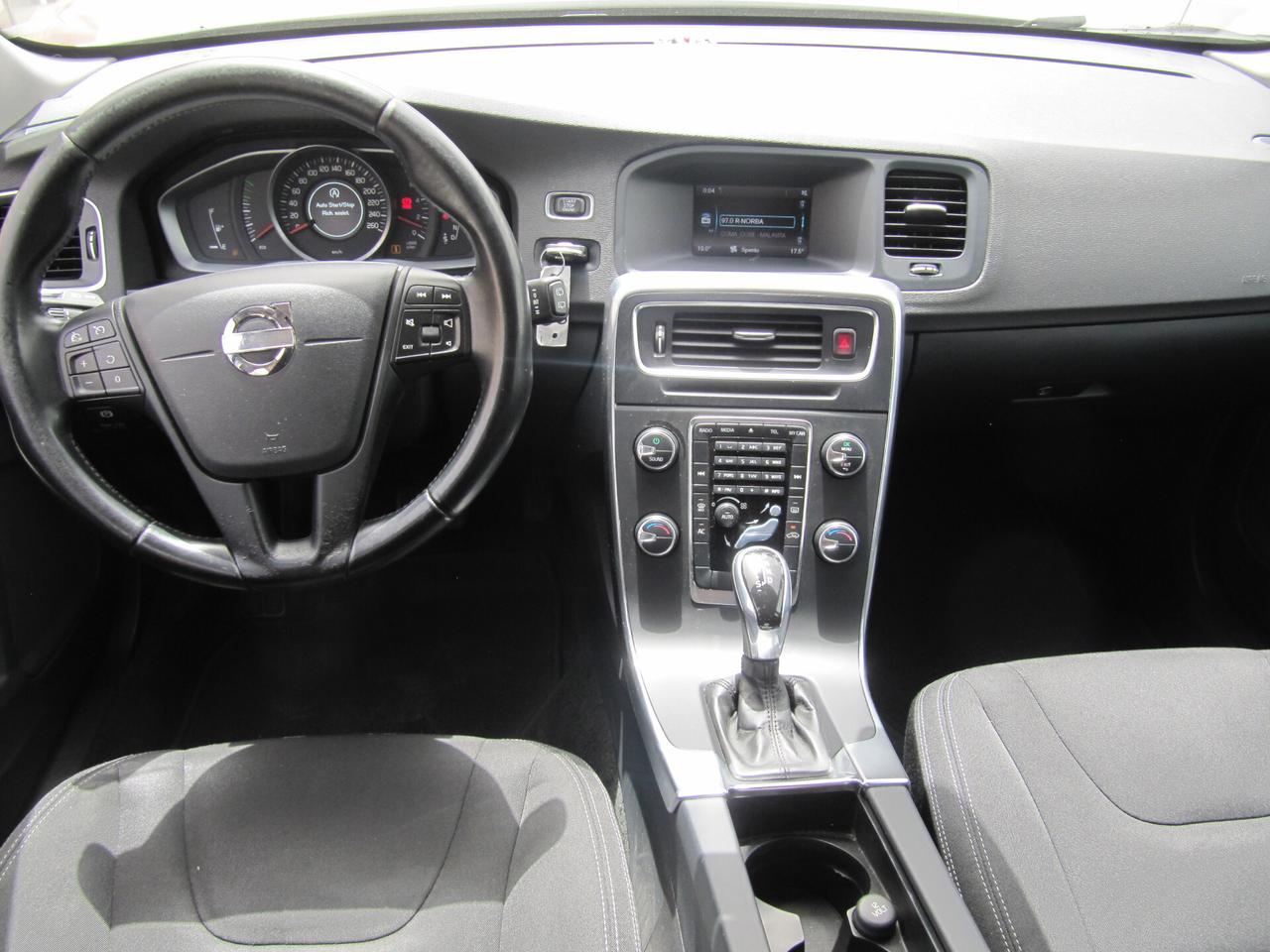 Volvo V60 D4 Kinetic - AUTOMATICO