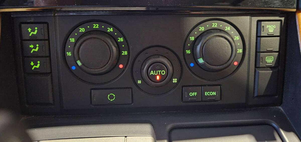 Land Rover Range Rover Sport I 2005 Rover Sport 3.6 tdV8 HSE auto