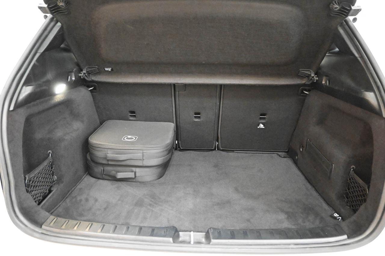 MERCEDES GLA (H247) GLA 250 e hybrid E...