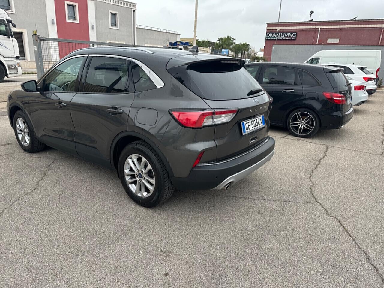Ford Kuga PREZZO IVA ESPOSTA COMPRESA