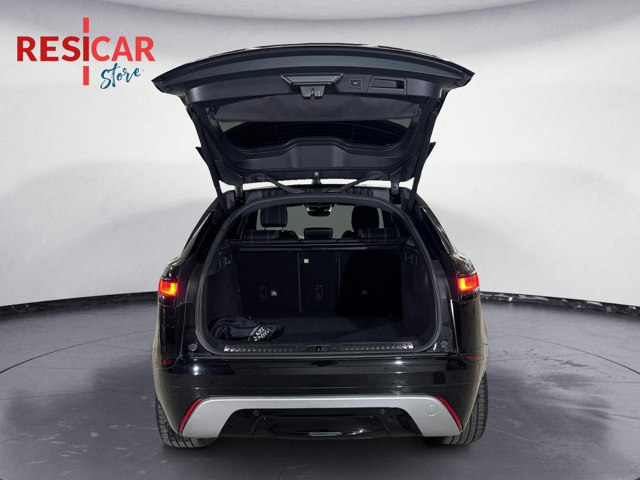 LAND ROVER Range Rover Velar 2.0d i4 R-Dynamic 180cv auto