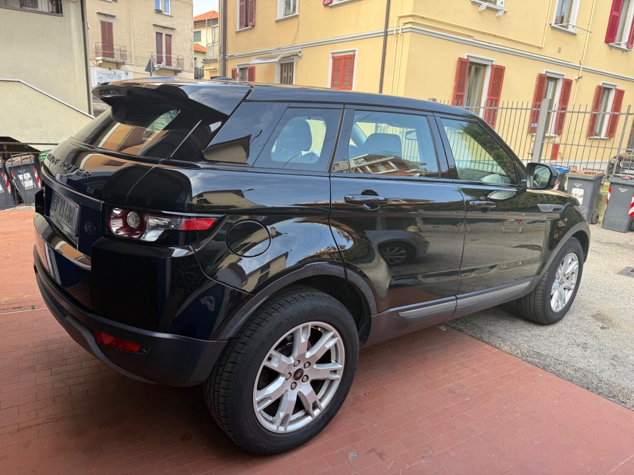 Land Rover Range Evoque 2.2 TD4 5p. Prestige
