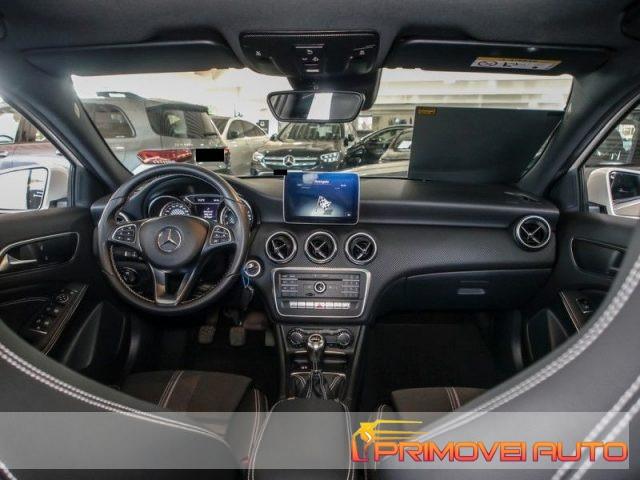 MERCEDES-BENZ A 180 Navi